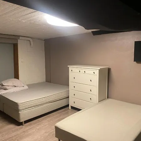 Spacious, With Parking Leilighet *
